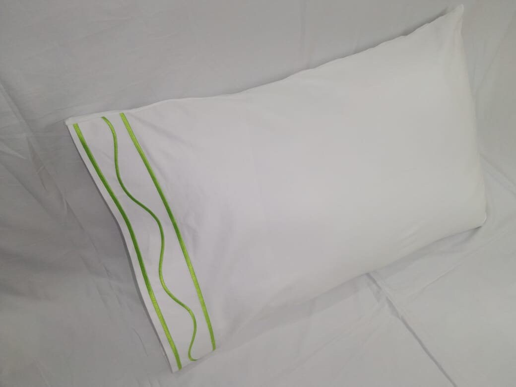 SHEET SET_ Premium Design scalloped and Border Embroidery Sheet Set White 100% Cotton Sateen Sheet Set 400 Thread Count