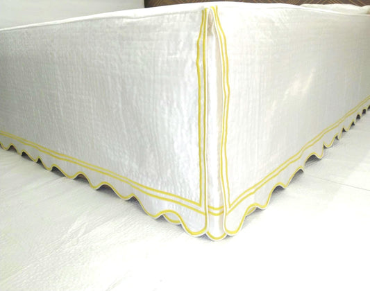 Scalloped and Double border embroidery Horizontal Cotton Quilted Bed Skirt 500 Thread Count White Cotton Sateen Bed Skirt Three Sided Covera