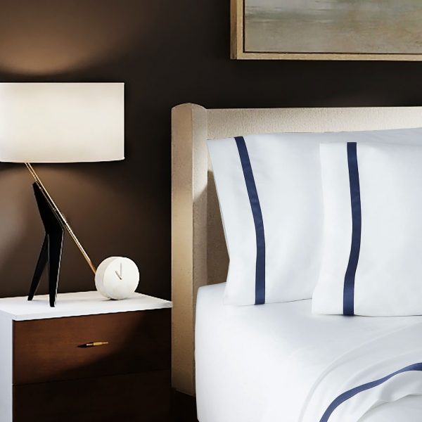 400 Thread Count White 100% Cotton Sateen Border Frame Sheet Set