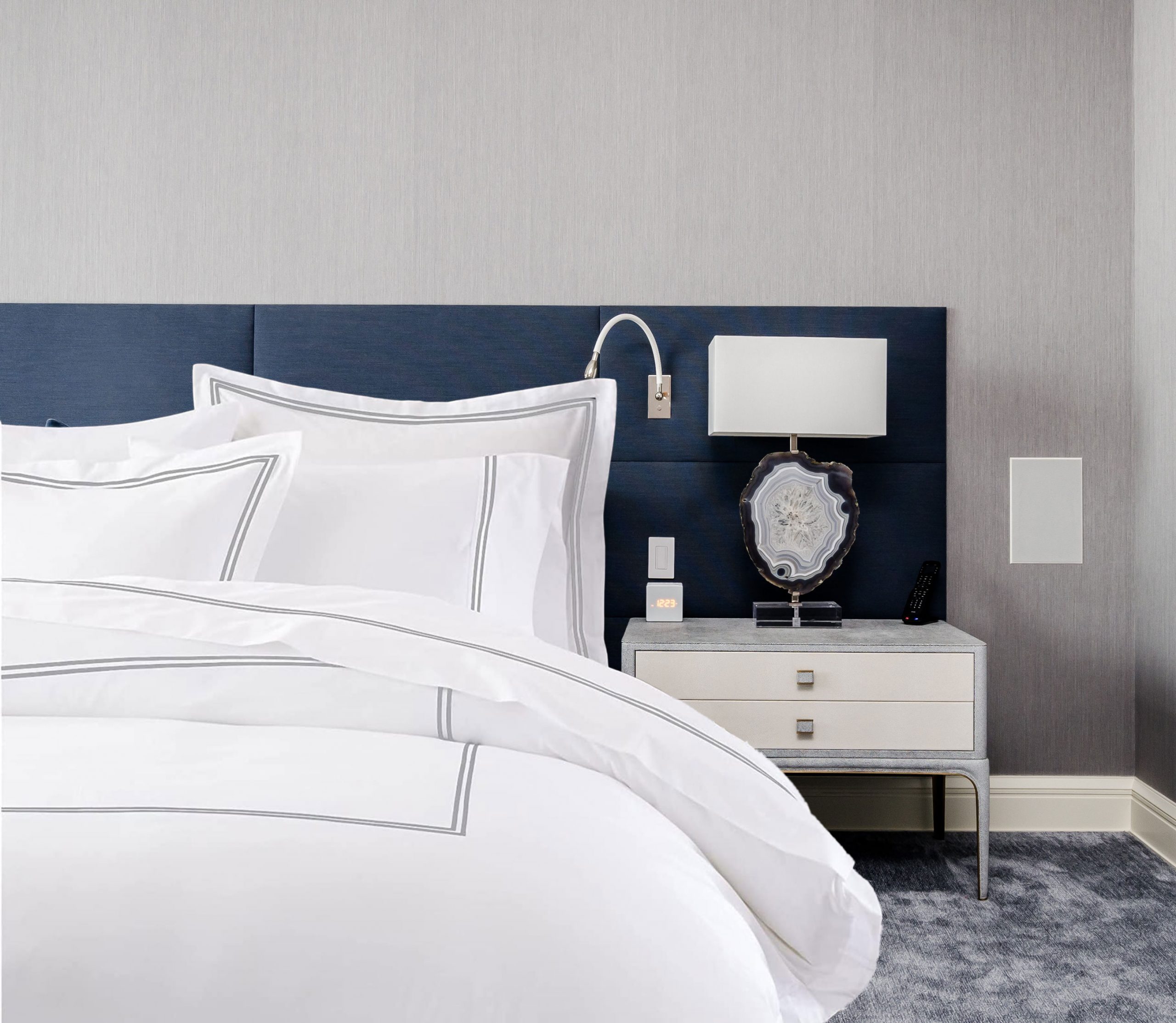 400 Thread Count White Cotton Sateen Hotel Stitch Double Embroidery Border Duvet Cover Set - Image 5