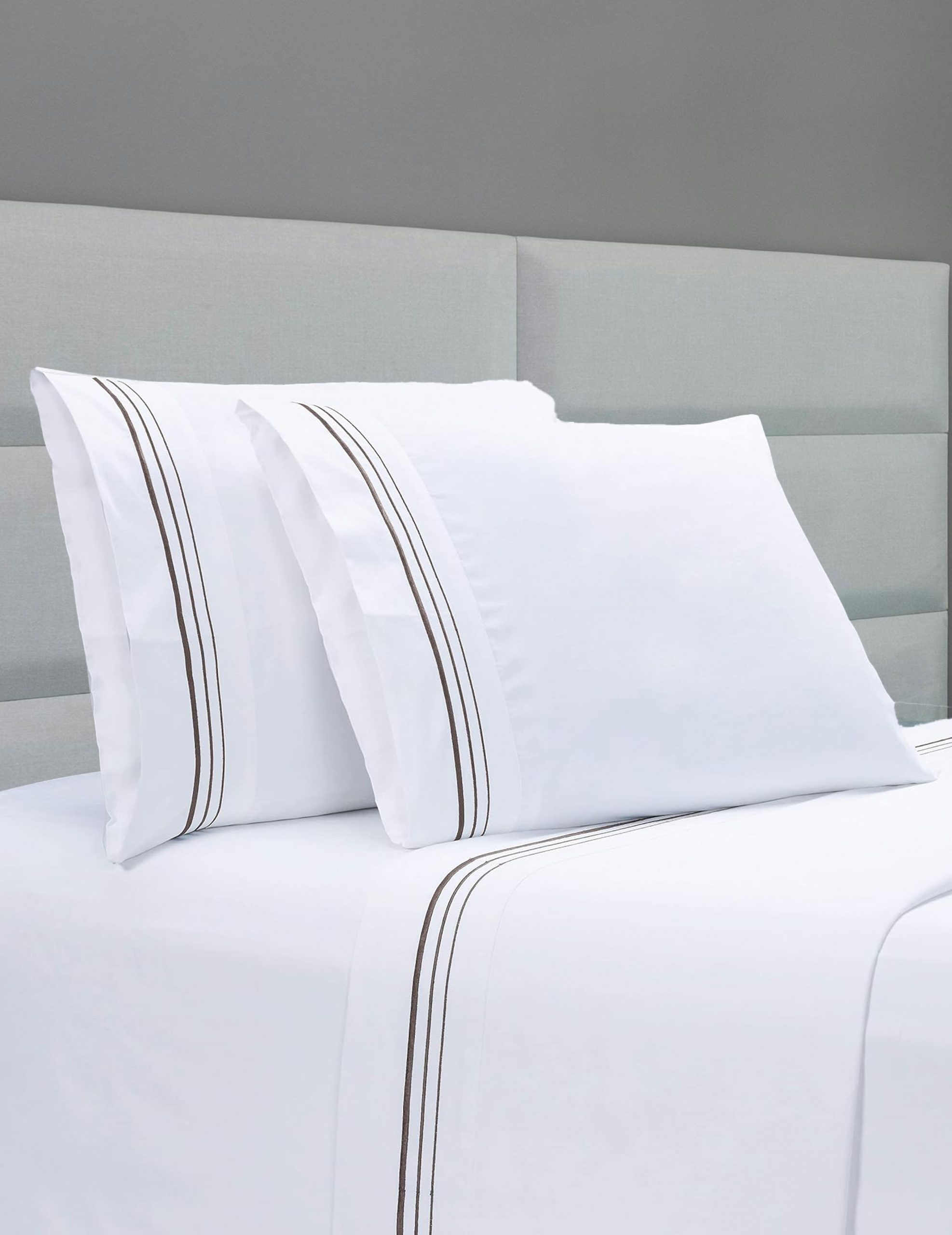 400 Thread Count White Cotton Sateen Hotel Stitch 3 Line Embroidery Border 4 Piece Sheet Set - Image 3