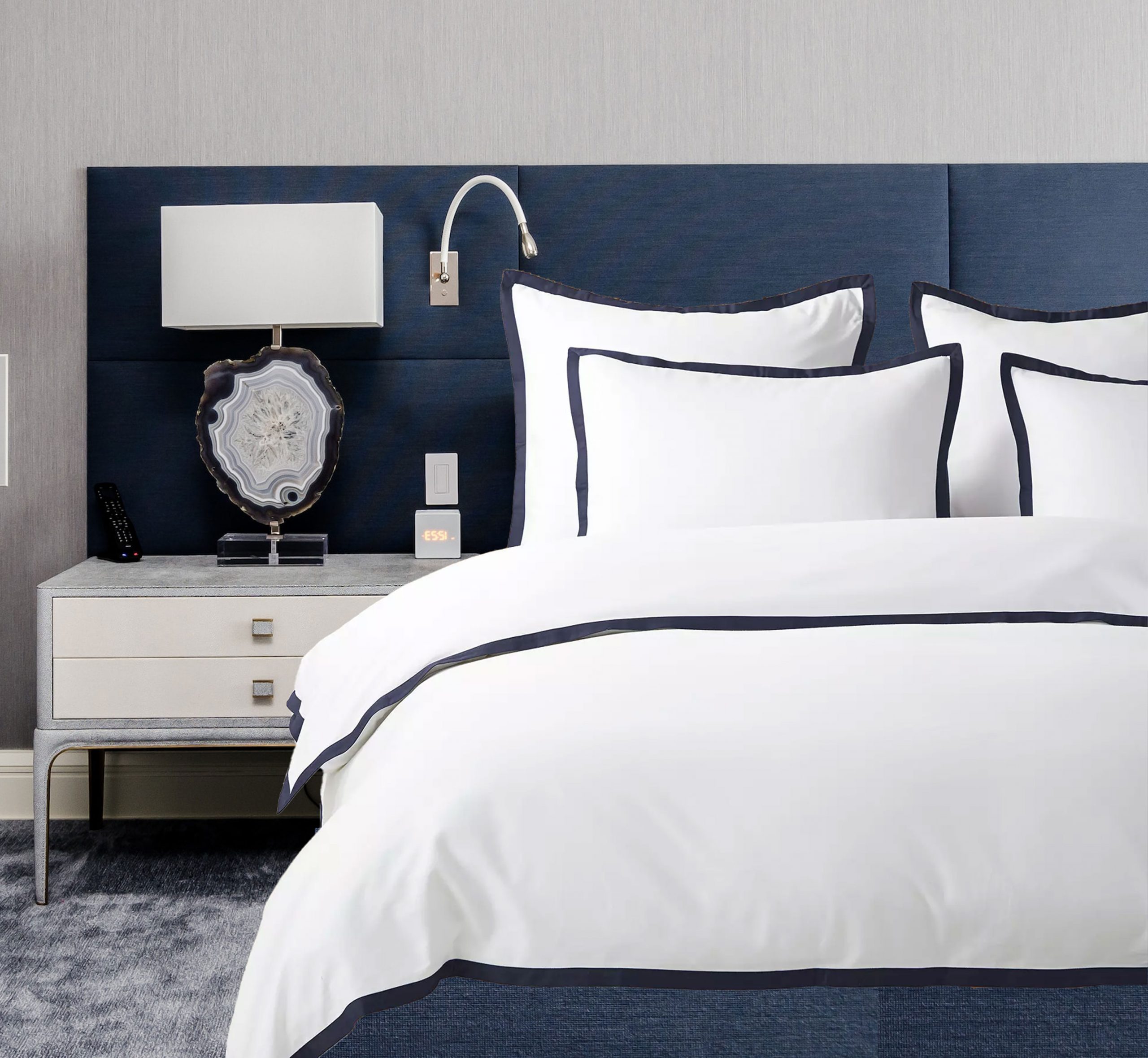 400 Thread Count white 100% Cotton Sateen Hotel Stitch Edge Border Frame Duvet cover set - Image 4