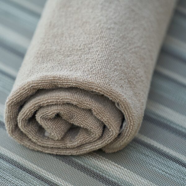 Embroidered Border Bath Towel Set