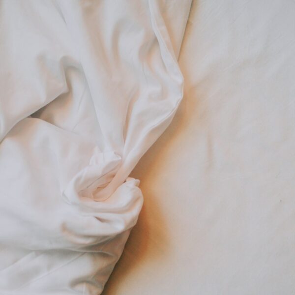 Scalloped Embroidery Border Duvet Cover Set